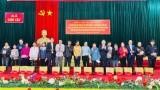 Phó Chủ nhiệm Ủy ban Đối ngoại Quốc hội tặng quà tết tại Hương Sơn